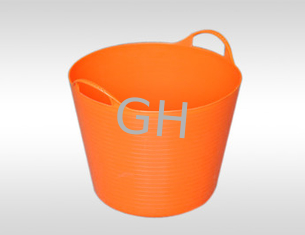 China 25L Colorful Multifunctional Hand-hold Flexible Plastic Garden Bucket with LDPE Material for Garden supplier