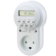 China Digital Light Timers Denmark 7 Day Programmable Plug Socket Timer With Rainproof Cover supplier